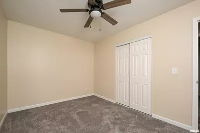 3205 Candlewick Drive, Bettendorf, IA 52722 - Photo 17