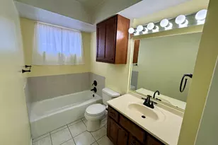 3721 35th St, Moline, IL 61265 - Photo 17