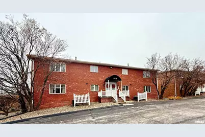 3721 35th Street #4, Moline, IL 61265 - Photo 1
