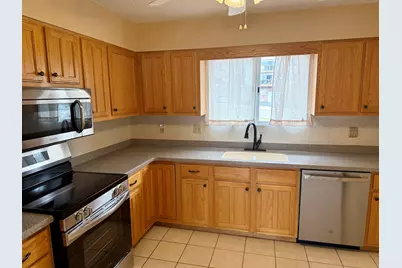 3721 35th Street #4, Moline, IL 61265 - Photo 5
