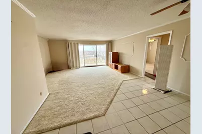 3721 35th Street #4, Moline, IL 61265 - Photo 9