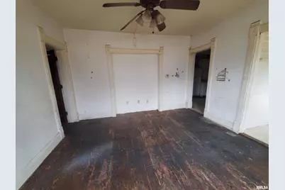 1031 10th Avenue, Rock Island, IL 61201 - Photo 17