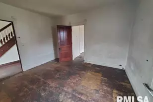 1031 10th Ave, Rock Island, IL 61201 - Photo 3