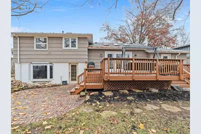 1520 Parklane Dr Drive, Bettendorf, IA 52722 - Photo 39