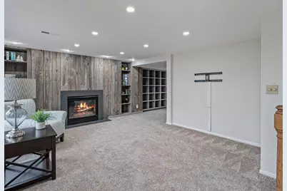 1520 Parklane Dr Drive, Bettendorf, IA 52722 - Photo 33