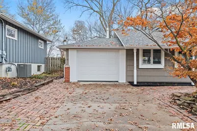 1520 Parklane Dr Drive, Bettendorf, IA 52722 - Photo 3