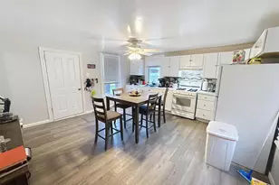 2320 18th Street A, Moline, IL 61265 - Photo 9