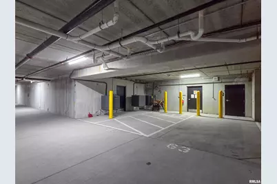 2592 Middle Road #313, Bettendorf, IA 52722 - Photo 47