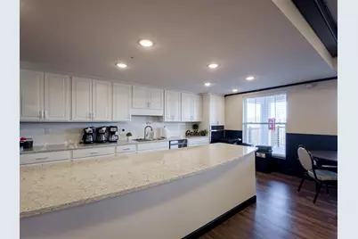 2592 Middle Road #313, Bettendorf, IA 52722 - Photo 41