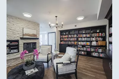 2592 Middle Road #313, Bettendorf, IA 52722 - Photo 9