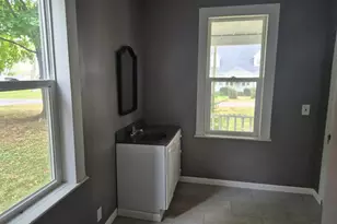 221 McKinley St, Hooppole, IL 61258 - Photo 25