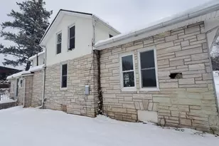 2760 12th St, Rock Island, IL 61201 - Photo 3