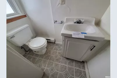 2760 12th Street, Rock Island, IL 61201 - Photo 5