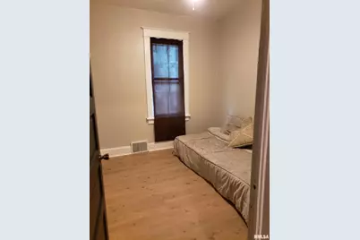 212 44th Street, Moline, IL 61265 - Photo 5