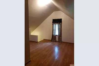 212 44th Street, Moline, IL 61265 - Photo 11