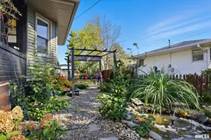 353 E 4th Ave, Woodhull, IL 61490 - Photo 7