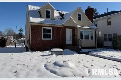 2113 N Marquette St Street, Davenport, IA 52806 - Photo 1