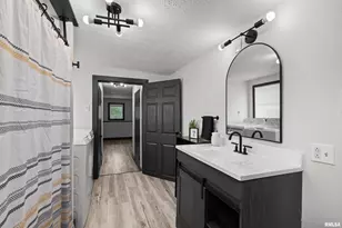 2400 24th St, Rock Island, IL 61201 - Photo 33