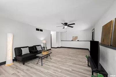 2400 24th Street, Rock Island, IL 61201 - Photo 35