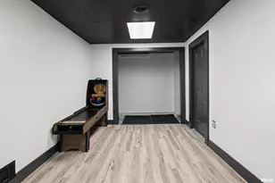 2400 24th St, Rock Island, IL 61201 - Photo 9