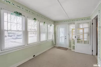 202 W Williams Street, Atkinson, IL 61235 - Photo 5