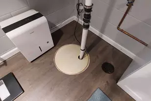 201 W E St, Alpha, IL 61413 - Photo 33