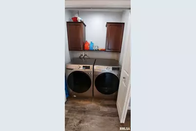 201 W E Street, Alpha, IL 61413 - Photo 17