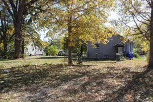 1208 Pine St, Kewanee, IL 61443 - Photo 5