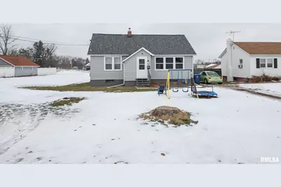116 W Garfield Street, Kewanee, IL 61443 - Photo 1