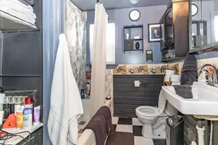 116 W Garfield St, Kewanee, IL 61443 - Photo 13