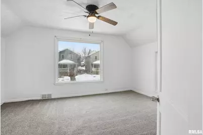 1306 17th Street, Moline, IL 61265 - Photo 11
