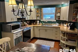 417 NE 2nd St, Galva, IL 61434 - Photo 7