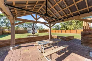 225 Carroll St, Colona, IL 61241 - Photo 27