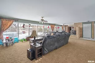 3309 33rd Ave, Rock Island, IL 61201 - Photo 5