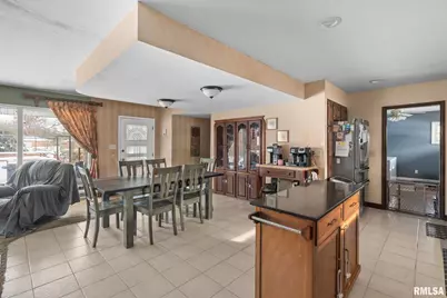 3309 33rd Avenue, Rock Island, IL 61201 - Photo 11