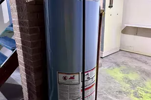 1830 28th St, Rock Island, IL 61201 - Photo 17