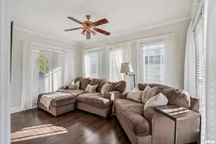 404 S College Ave, Aledo, IL 61231 - Photo 5