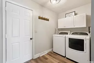 53 W Rose Ct, Geneseo, IL 61254 - Photo 11