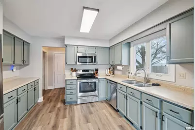 53 W Rose Court, Geneseo, IL 61254 - Photo 5