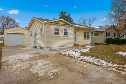 4708 26 Avenue, Moline, IL 61265 - Photo 1