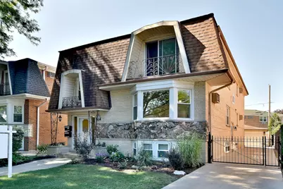 6166 N Melvina Avenue, Chicago, IL 60646 - Photo 1