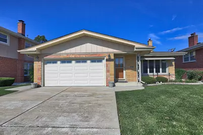 8244 W Balmoral Avenue, Chicago, IL 60656 - Photo 1