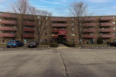 1463 Mercury Drive #215, Schaumburg, IL 60193 - Photo 1