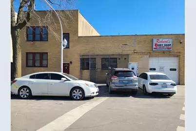2666 W Grand Avenue, Chicago, IL 60622 - Photo 1