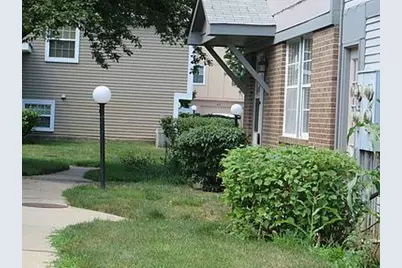 412 Muirwood Court, Vernon Hills, IL 60061 - Photo 1