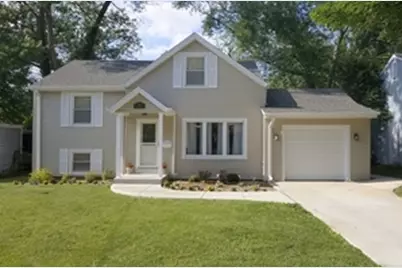 368 Marion Avenue, Glen Ellyn, IL 60137 - Photo 1