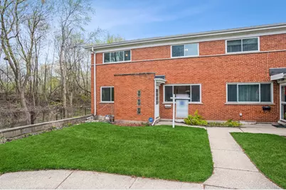 221 Dodge Avenue #B, Evanston, IL 60202 - Photo 1