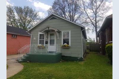 944 3rd Street - Photo 1