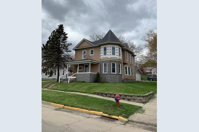 910 N 1st Street - Photo 1