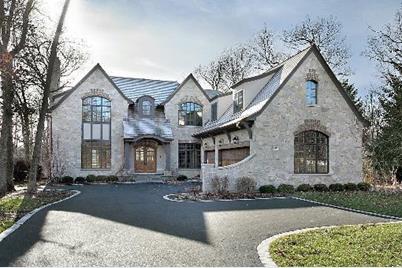 1008 Sheridan Road - Photo 1